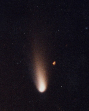 Hale-Bopp was just a comet, not a spaceship.